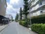 緑の植栽が穏やかな並木道をつくり出し、静かで落ち着いた時間が流れる住環境が整っています。