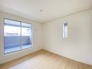1号棟 余白の美しさを感じるシンプルな空間は、飾らない日々の暮らしを穏やかに受け入れてくれます。