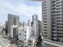 都市の鼓動を身近に感じながら、洗練された日常が積み重なる眺望です。