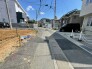 3号棟 前面道路含む現地写真
