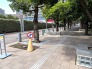 マンション前の歩道