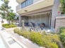 敷地内に駐輪場があります。
