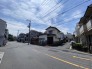 前面道路含む外観