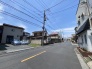 前面道路含む外観