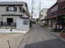 B号棟 前面道路含む現地写真
