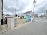 前面道路含む外観