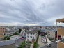 心地よい開放感と遠くまで広がる空の景色が暮らしのひとときを穏やかに彩る住環境