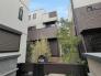 洗練されたデザインが調和する落ち着いた佇まいの外観です
