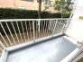 洗濯物を沢山干せるゆとりのバルコニー
