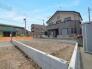 1号棟 JR京浜東北・武蔵野線「南浦和」駅東口徒歩１分、提携駐車場もあります。エステート白馬南浦和店までお気軽にお問い合わせください。

