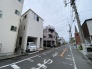 前面道路含む外観