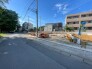 3号棟 前面道路含む現地写真
