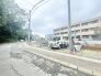 6号棟 前面道路含む現地写真
