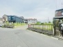 周辺は落ち着いた住宅街が広がり、穏やかな時間が流れる住環境となっております
