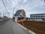 前面道路含む外観
