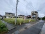 C号地 前面道路含む外観