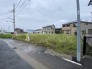 C号地 前面道路含む外観