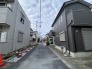 前面道路含む外観