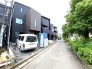 2号棟 前面道路含む現地写真
