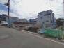2号棟 前面道路含む外観