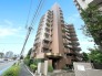 安心感をもたらす確かな造りと落ち着きのあるデザイン
