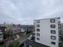 空が大きく広がり心地よい開放感に満ちた穏やかな眺望が広がる日常
