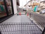 そんなに大きくはないけれど、お庭が持てるのが持家の魅力。

