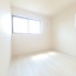 洋室は子供部屋にもちょうどいいサイズ感。
