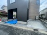 セカンドカーにも便利、車種により駐車2台可
