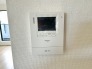日々の暮らしに安心感をもたらす、住まいの安全を守るためのスマートな設備が整っています。