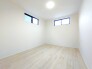 洋室は子供部屋にもちょうどいいサイズ感。
