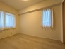 洋室は子供部屋にもちょうどいいサイズ感。

