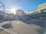 周辺は住宅が建ち並ぶ閑静な住宅街です。
