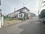 周辺のエリアで他にも沢山売りに出ている物件があります。インターネット掲載前の情報などもありますのでお気軽にお問合せください。まとめてご見学できます。
