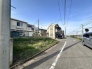 現地のご見学予約もスタートしました。周辺で売りに出ている物件も沢山御座います。まとめてご見学ができますのでお気軽にお申しつけください。

