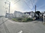 周辺は住宅が建ち並ぶ閑静な住宅街です。

