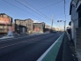 安心して暮らすことのできる住宅街。　住宅地の道路は一般に交通量が少なく車などの騒音が少ないため、住民にとって静かな生活環境が提供されます。
