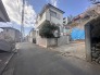 安心して暮らすことのできる住宅街。　住宅地の道路は一般に交通量が少なく車などの騒音が少ないため、住民にとって静かな生活環境が提供されます。
