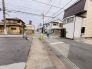 周辺は住宅が建ち並ぶ閑静な住宅街です。

