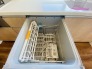 毎日の家事をサポートしてくれる食洗器も標準に装備。ちょっと嬉しい設備です

