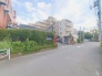 周辺は住宅が建ち並ぶ閑静な住宅街です。
