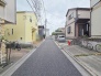 周辺は住宅が建ち並ぶ閑静な住宅街です。
