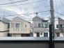 実際に室内をご見学頂くと生活のイメージが広がると思います。家具を置いたイメージや窓からの景色など。周辺で販売に出している物件も一緒にまとめてご見学頂き、比較する事もできます。お気軽に担当スタッフまでお申しつけください。
