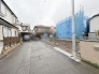 安心して暮らすことのできる住宅街。　住宅地の道路は一般に交通量が少なく車などの騒音が少ないため、住民にとって静かな生活環境が提供されます。

