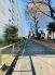 緑あふれる団地の敷地内