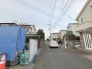 周辺は住宅が建ち並ぶ閑静な住宅街です。
