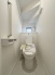 階段下を有効活用したトイレスペース。
便座はもちろんウォシュレット。

