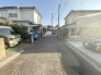 周辺は住宅が建ち並ぶ閑静な住宅街です。
