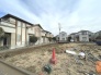現地ご見学の際、スタッフが様々なご質問に対応いたします、周辺環境、前面道路、建築可能な建物について、ぜひご相談ください。


