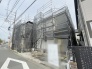 現在建物を建築中です、建築中の物件については現地確認の他、同施工会社の完成施工例のご案内、担当者のプレゼンテーションにてご検討ください。適切なご検討の方法をご説明させて頂きます。
